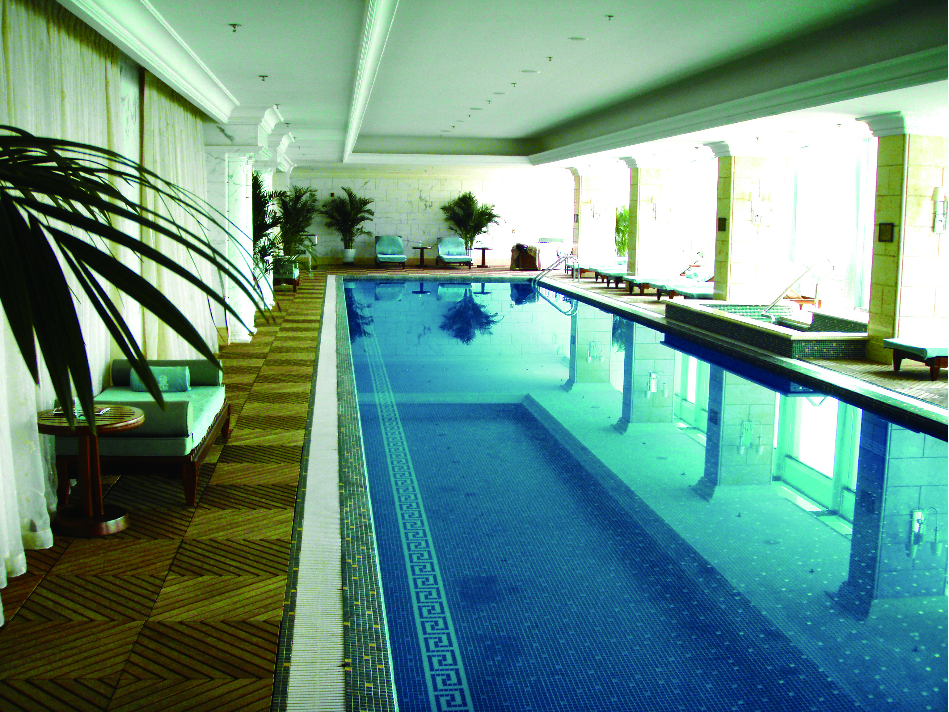 游泳池专用热泵除湿机的安装和维护